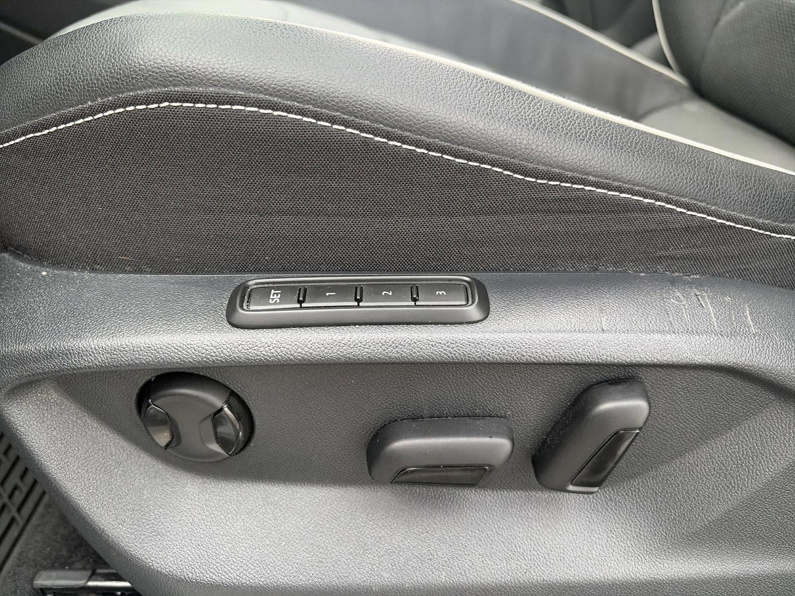 2024 Volkswagen Tiguan 2.0T SEL R-Line 4MOTION