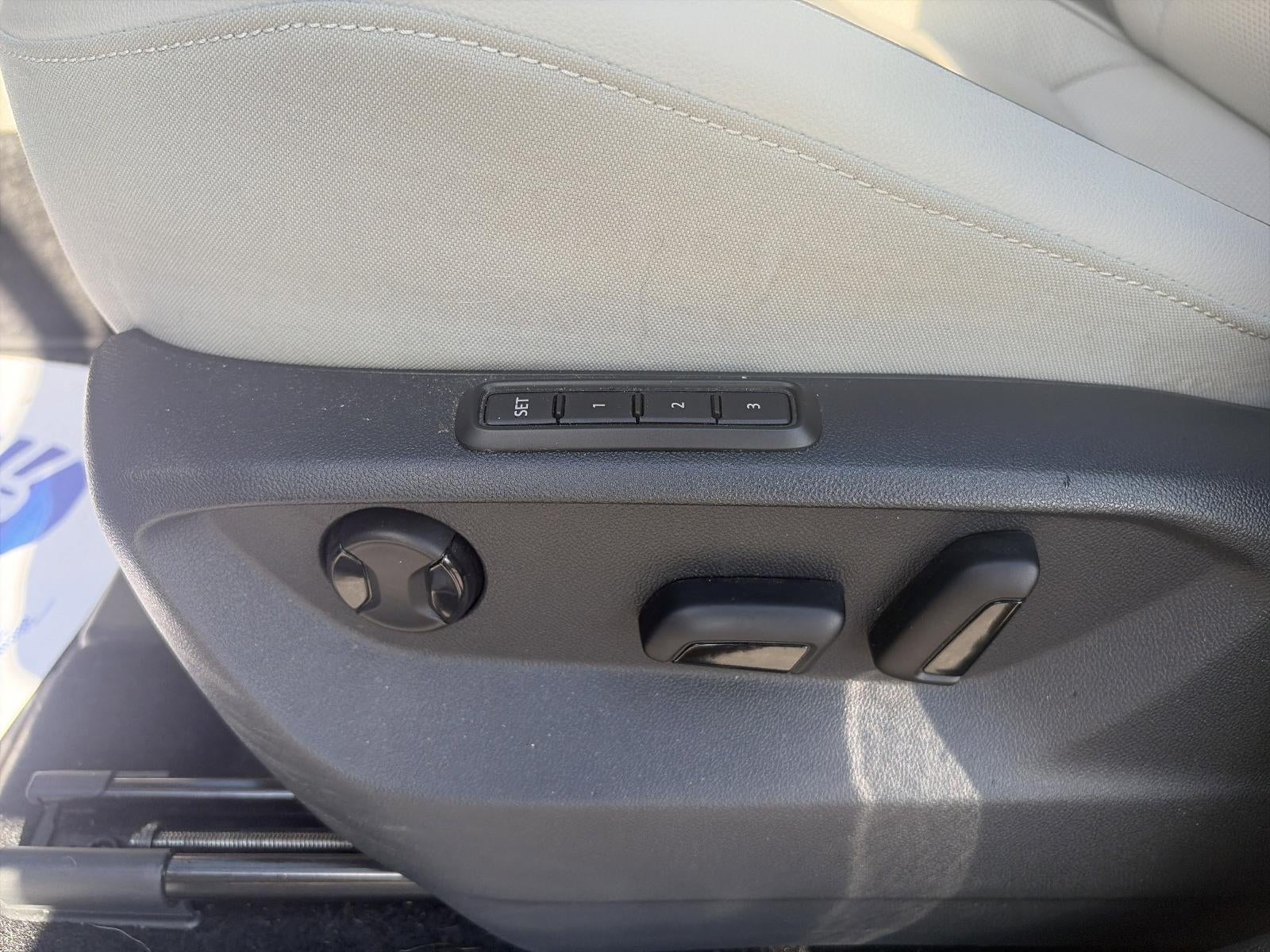 2024 Volkswagen Tiguan 2.0T SEL R-Line 4MOTION