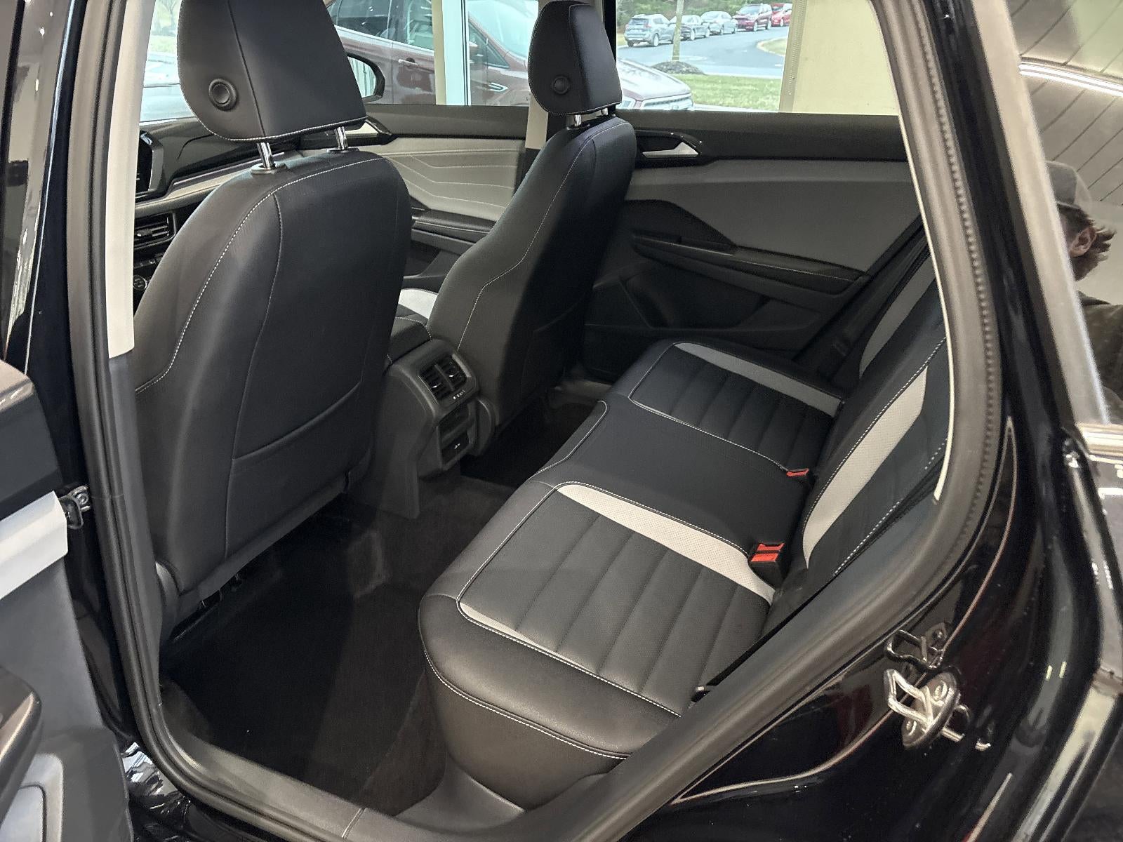 2024 Volkswagen Taos SEL 4MOTION