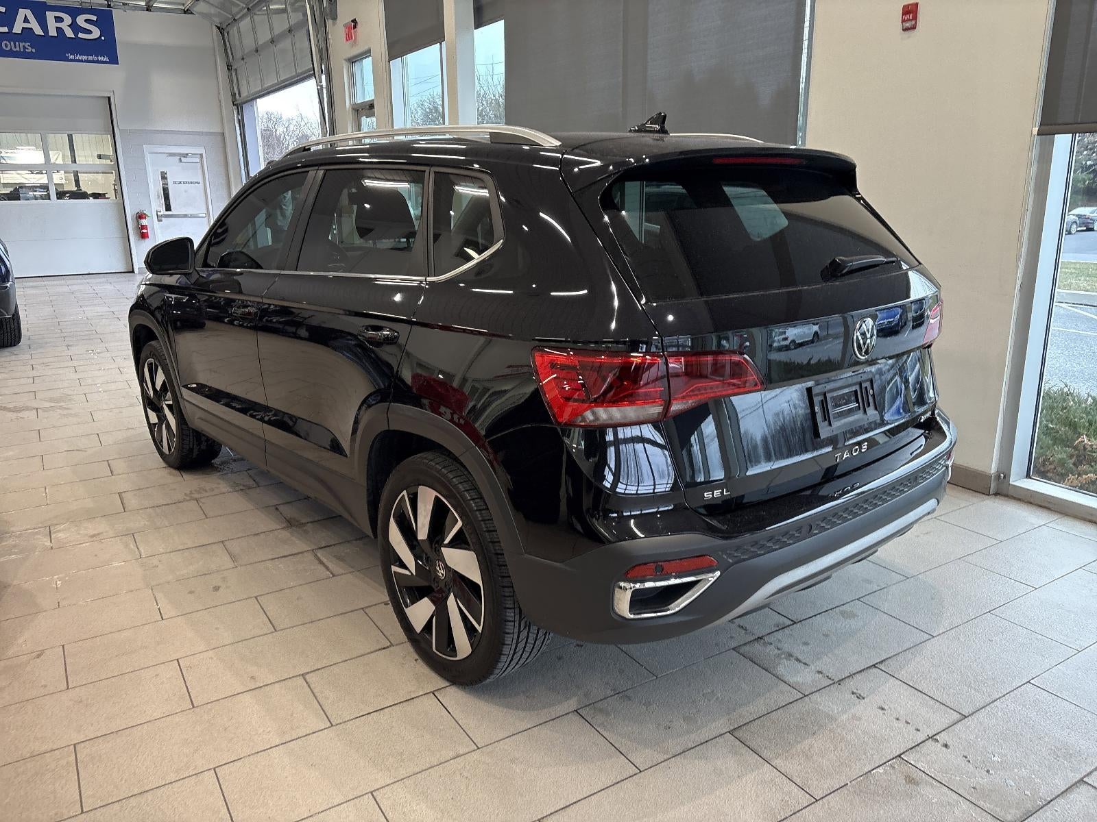 2024 Volkswagen Taos SEL 4MOTION