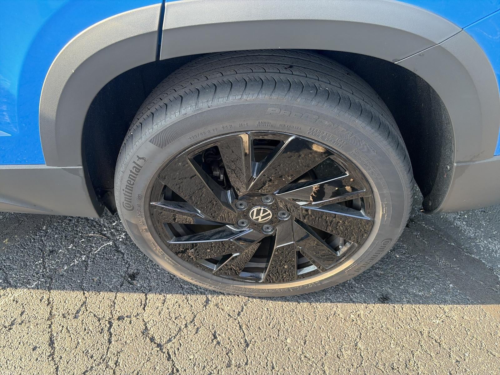 2024 Volkswagen Taos SEL 4MOTION