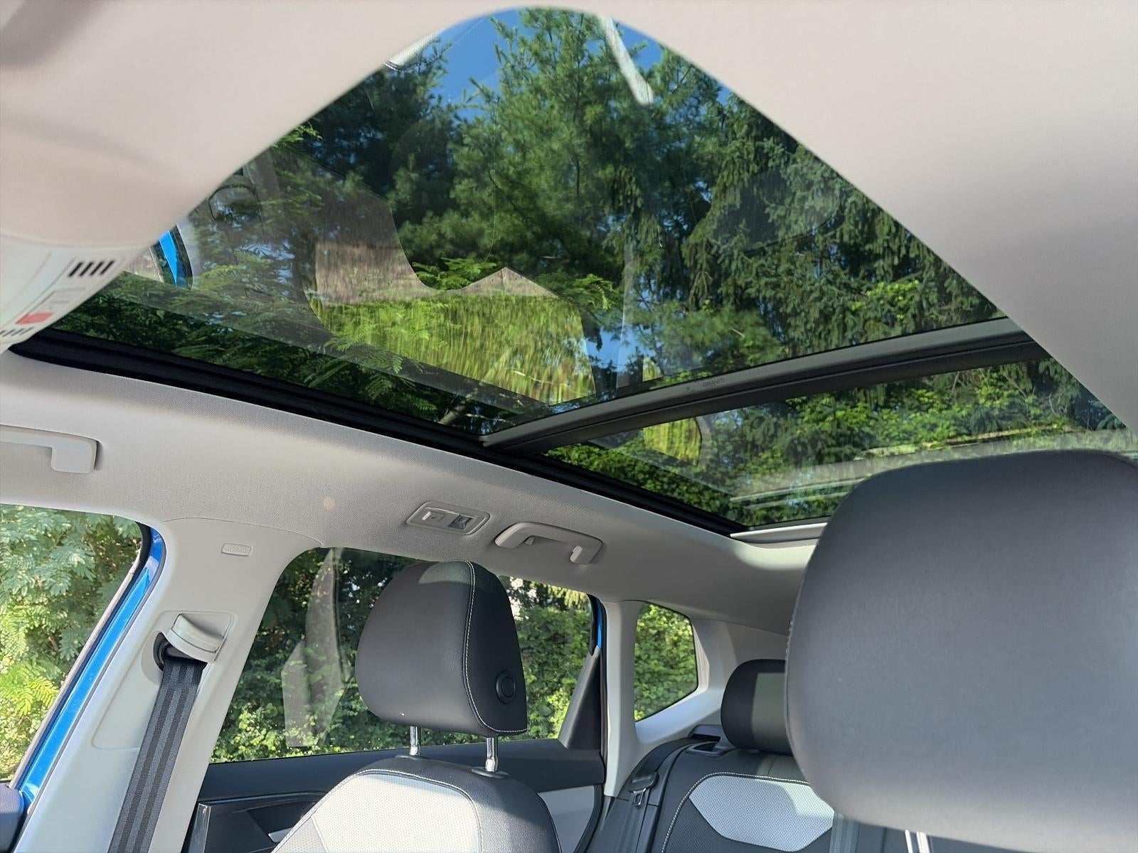2024 Volkswagen Taos SEL 4MOTION