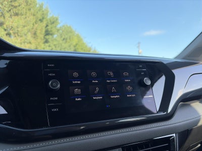 2024 Volkswagen Taos SEL 4MOTION