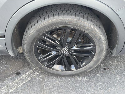 2022 Volkswagen Tiguan 2.0T SE R-Line Black 4MOTION