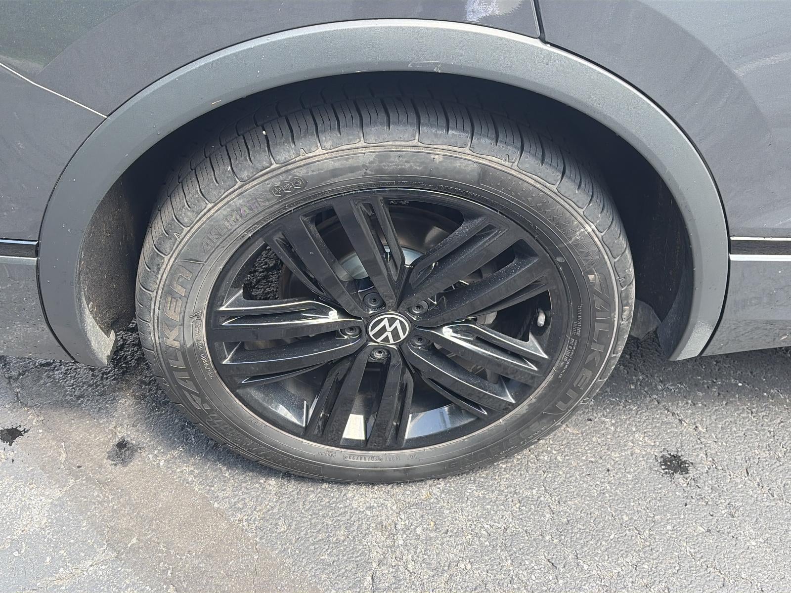 2022 Volkswagen Tiguan 2.0T SE R-Line Black 4MOTION