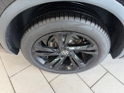 2024 Volkswagen Tiguan 2.0T SE R-Line Black 4MOTION
