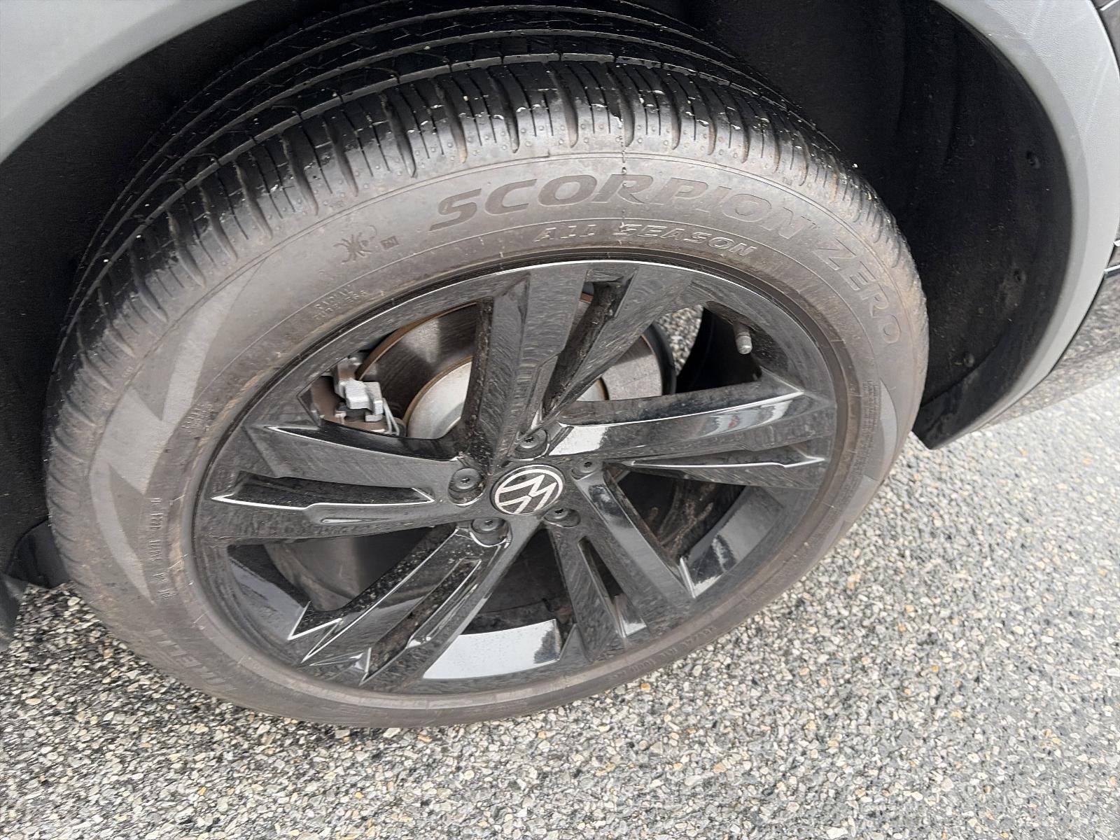 2024 Volkswagen Tiguan 2.0T SE R-Line Black 4MOTION