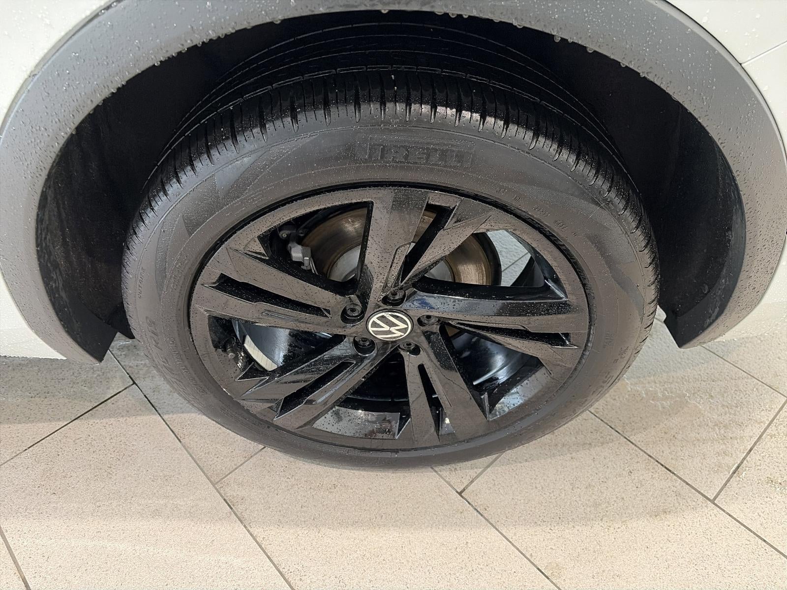 2024 Volkswagen Tiguan 2.0T SE R-Line Black 4MOTION