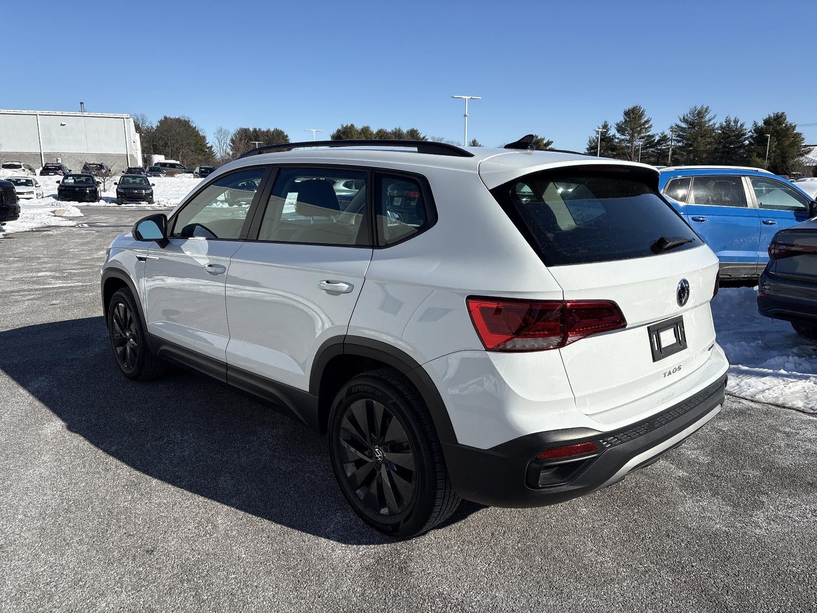 2022 Volkswagen Taos S 4MOTION