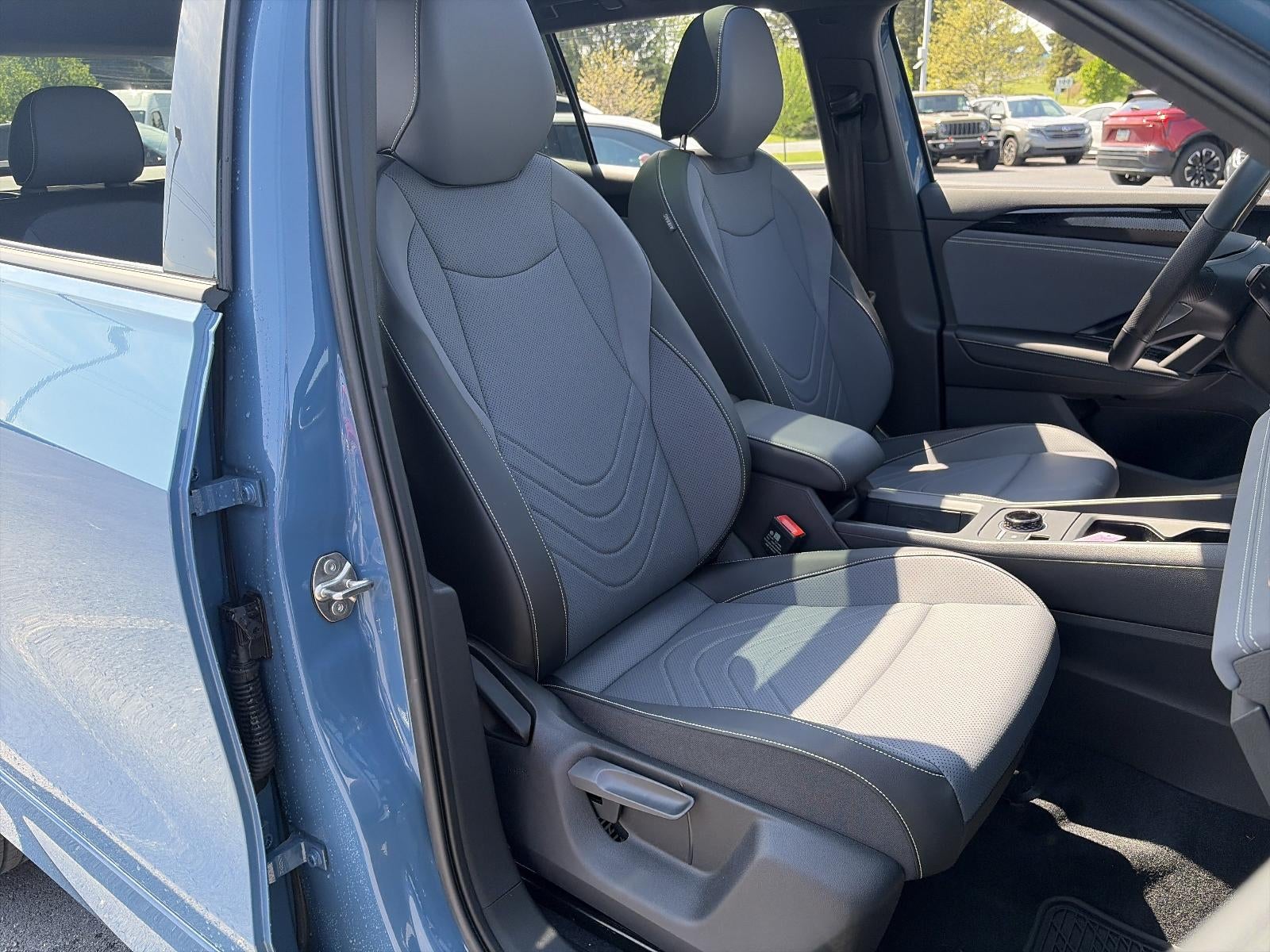 2025 Volkswagen Tiguan 2.0T SE R-Line Black 4MOTION