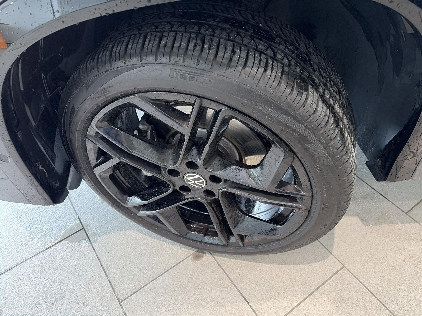 2025 Volkswagen Tiguan 2.0T SE R-Line Black 4MOTION