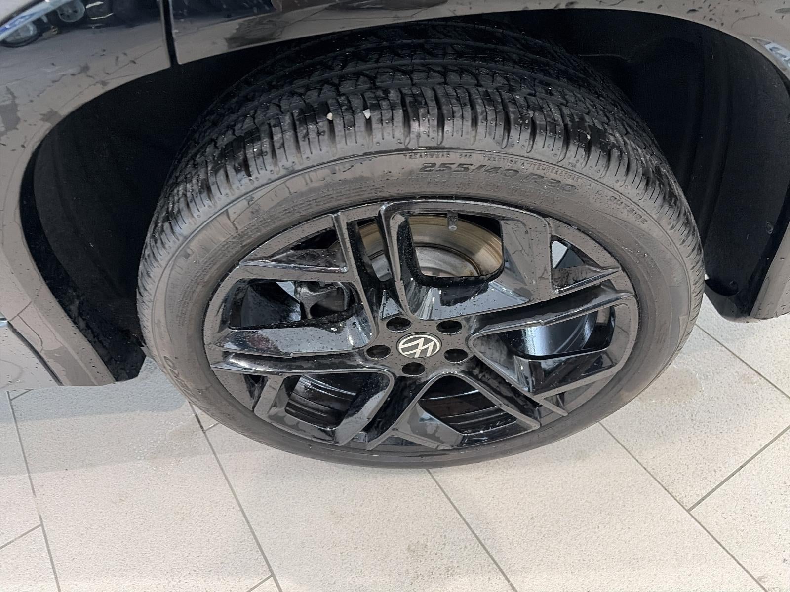 2025 Volkswagen Tiguan 2.0T SE R-Line Black 4MOTION