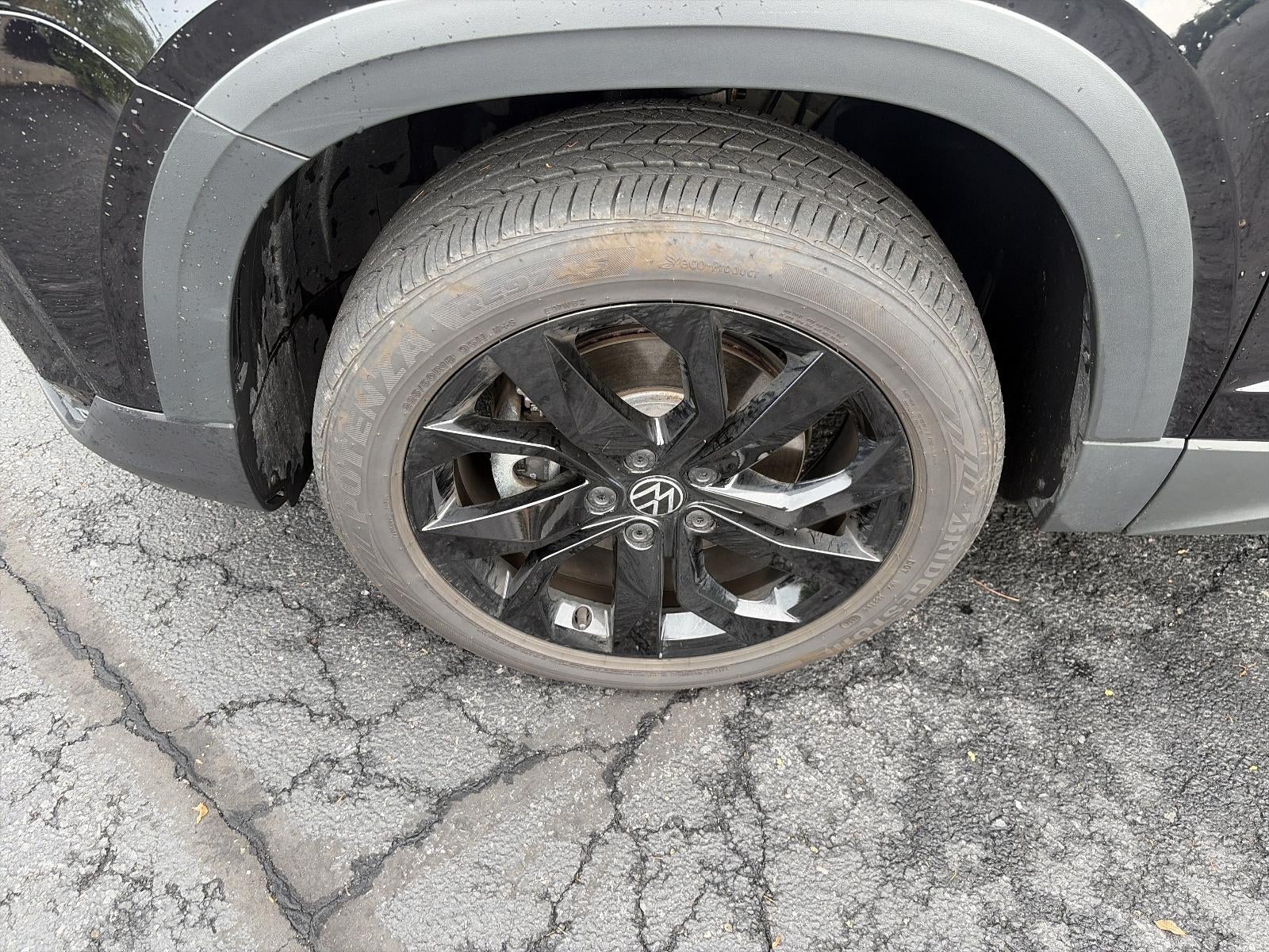 2023 Volkswagen Taos SE 4MOTION *Ltd Avail*