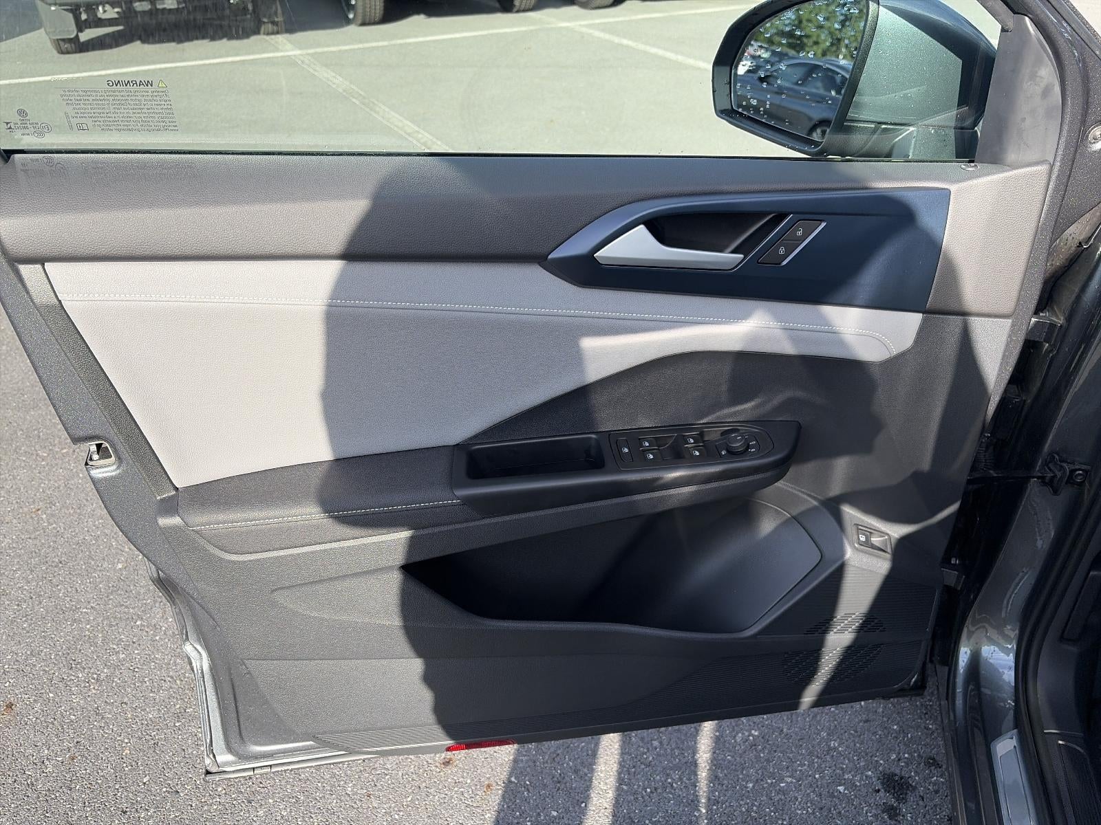 2024 Volkswagen Taos SE 4MOTION
