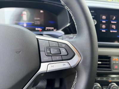 2024 Volkswagen Taos SE 4MOTION