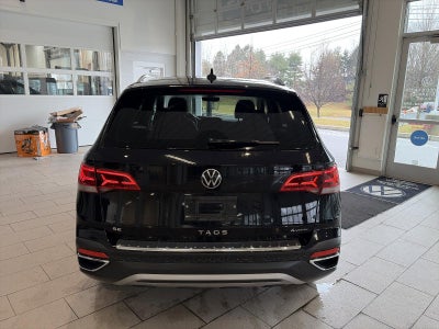 2024 Volkswagen Taos SE 4MOTION