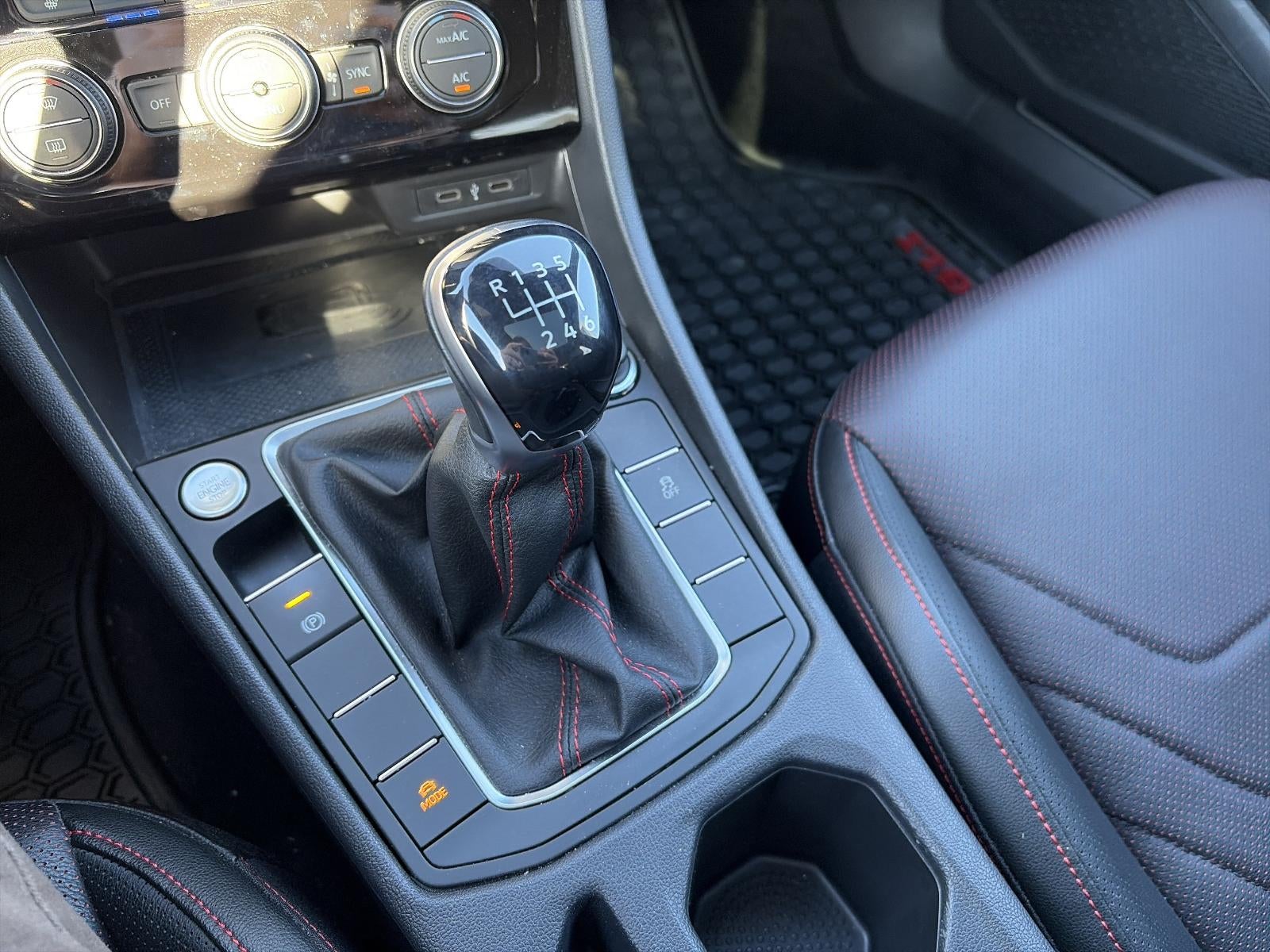 2022 Volkswagen Jetta GLI Autobahn Manual