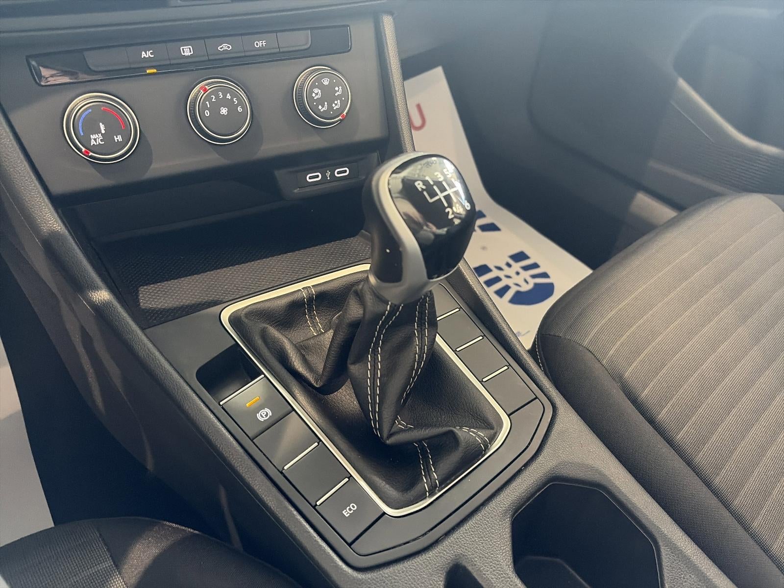 2023 Volkswagen Jetta S Manual
