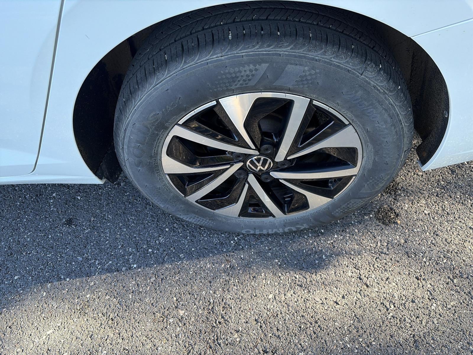 2025 Volkswagen Jetta S Auto