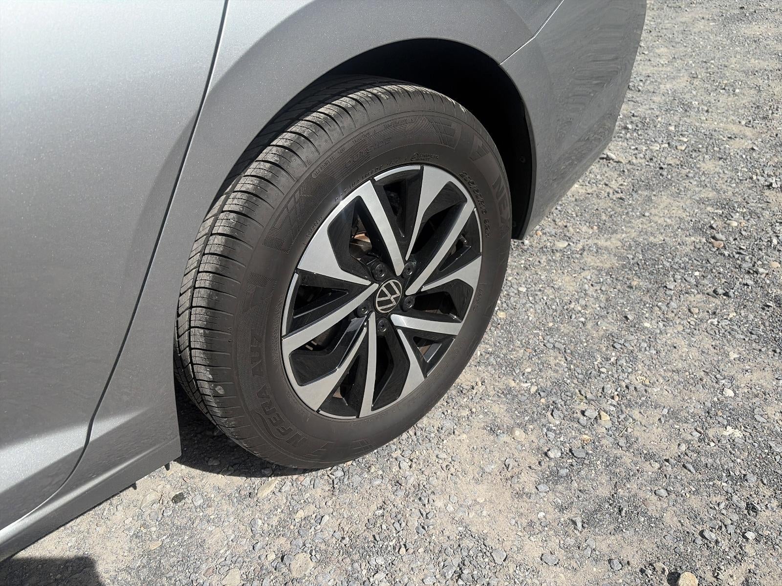 2025 Volkswagen Jetta S Auto