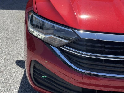 2024 Volkswagen Jetta SE Auto