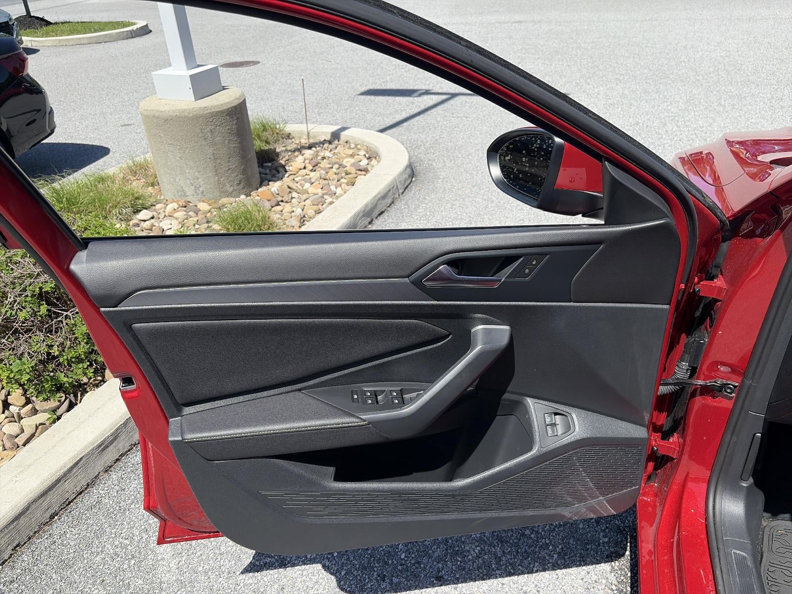2024 Volkswagen Jetta SE Auto