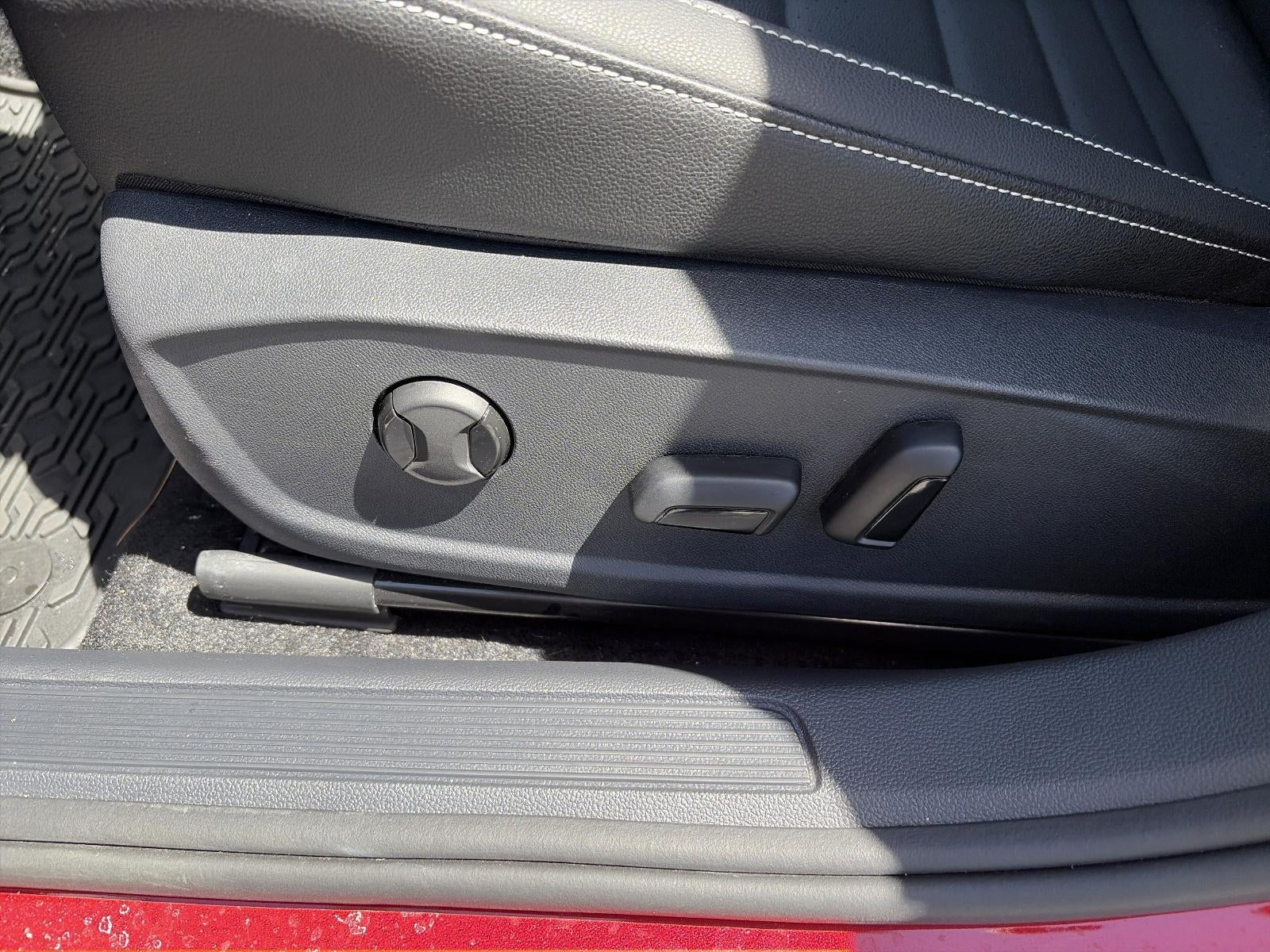 2024 Volkswagen Jetta SE Auto