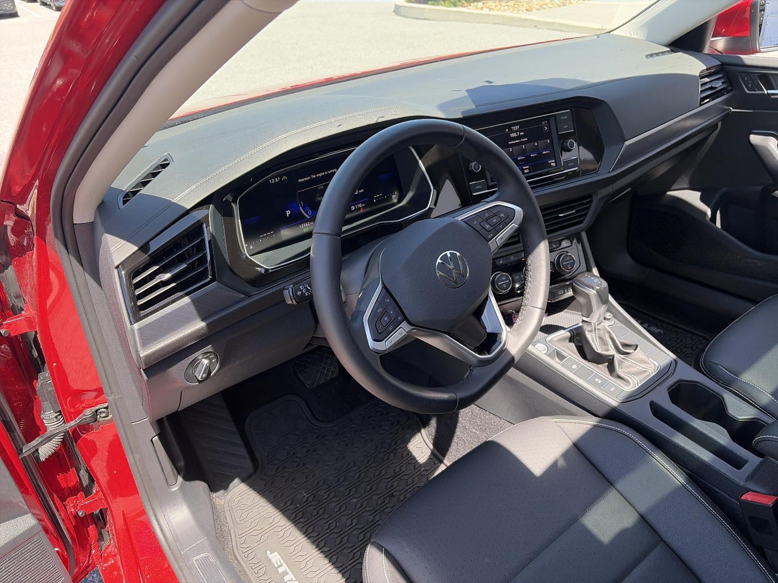 2024 Volkswagen Jetta SE Auto