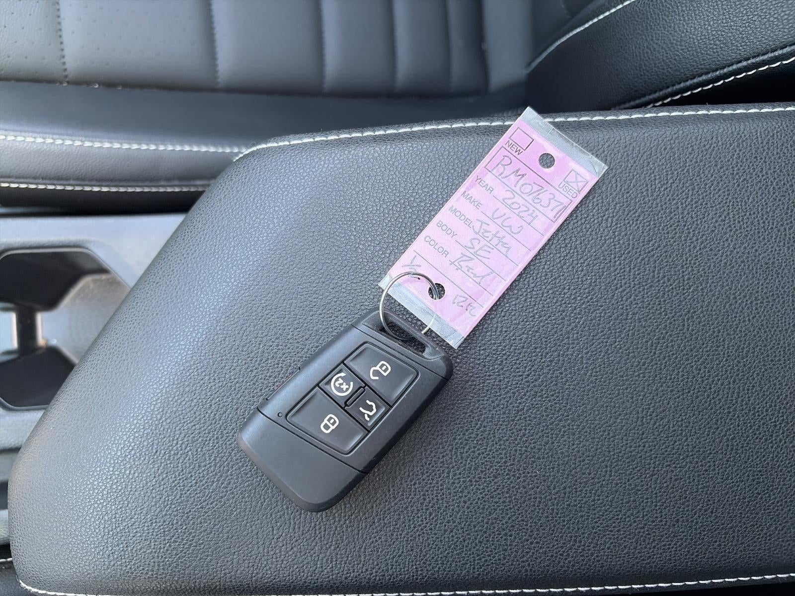 2024 Volkswagen Jetta SE Auto