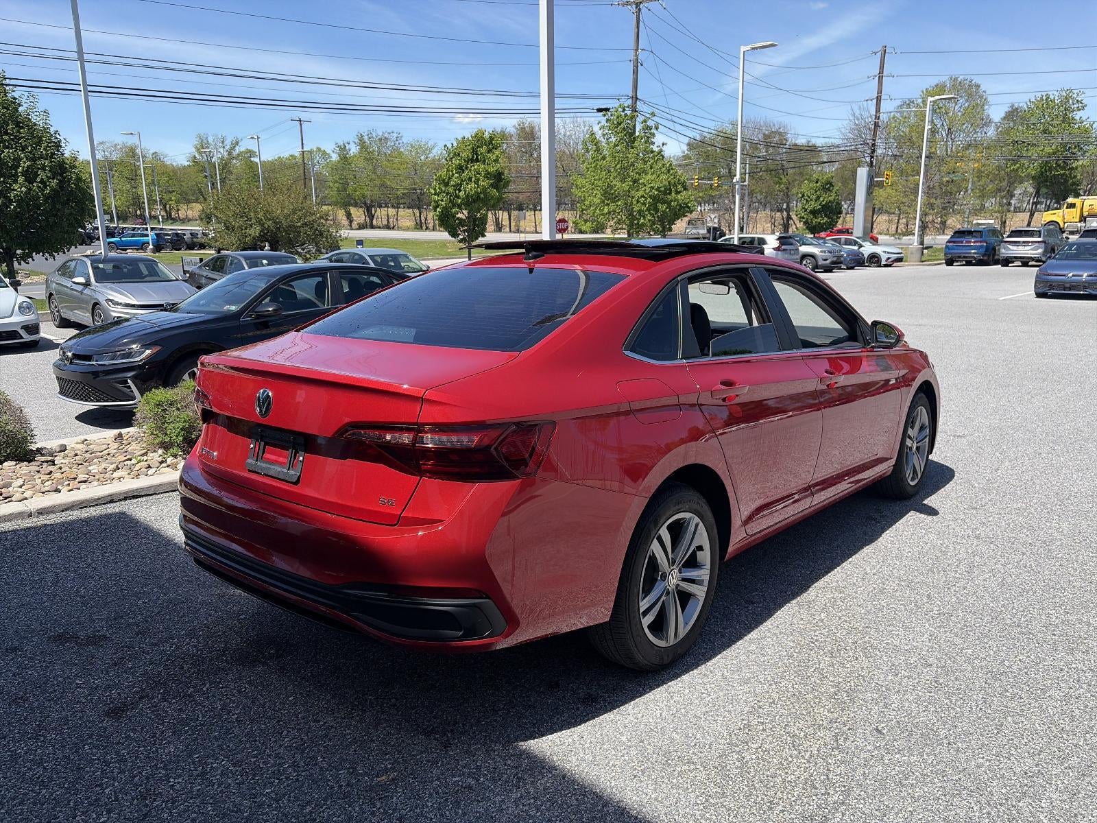 2024 Volkswagen Jetta SE Auto