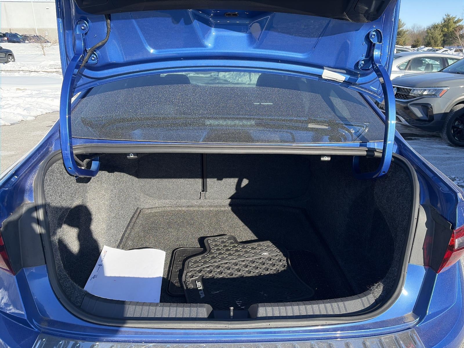 2023 Volkswagen Jetta SE Auto