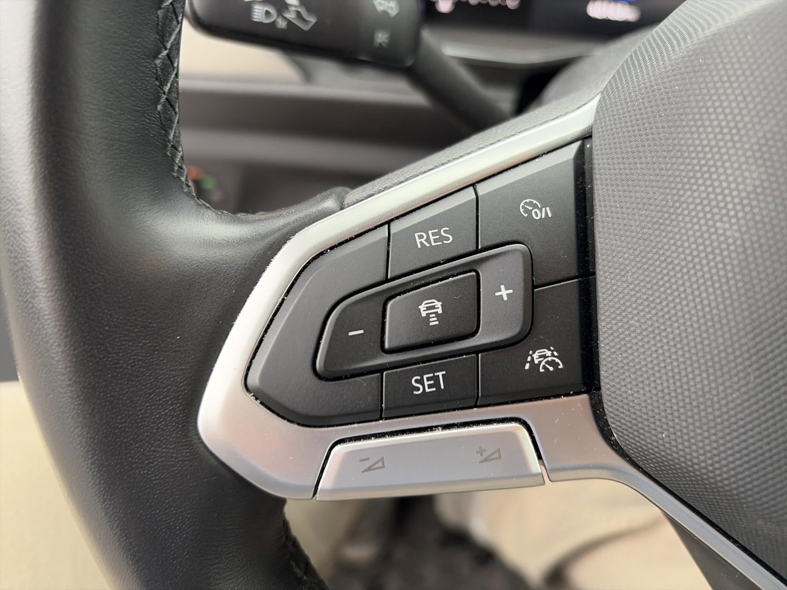 2023 Volkswagen Jetta Sport Auto