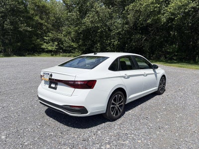 2025 Volkswagen Jetta Sport Auto