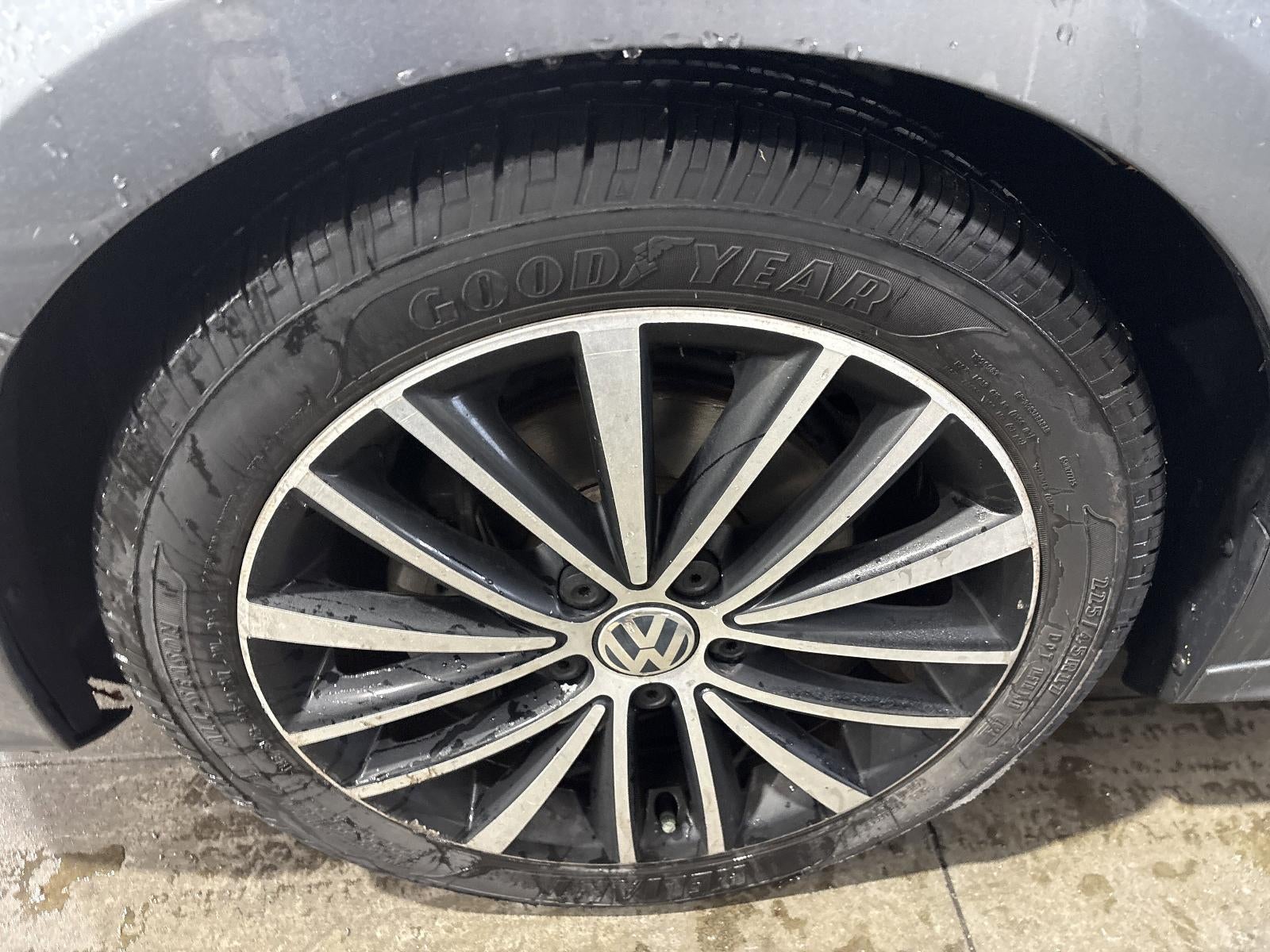 2016 Volkswagen Jetta 4dr Auto 1.8T Sport PZEV Sedan