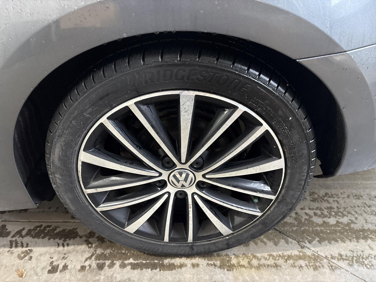 2016 Volkswagen Jetta 4dr Auto 1.8T Sport PZEV Sedan