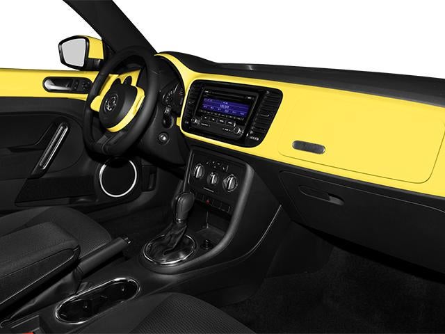 2013 Volkswagen Beetle 2dr Man 2.5L PZEV