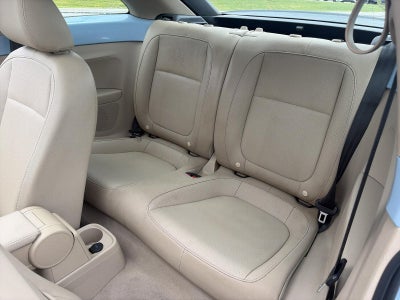 2016 Volkswagen Beetle 2dr Auto 1.8T SEL PZEV