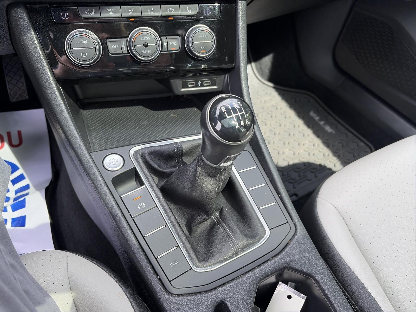 2020 Volkswagen Jetta R-Line Manual w/SULEV