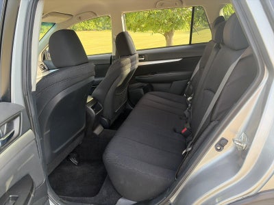 2011 Subaru Outback 2.5i Premium Manual w/All-Weather Pkg and harman/kardon Audio Pkg