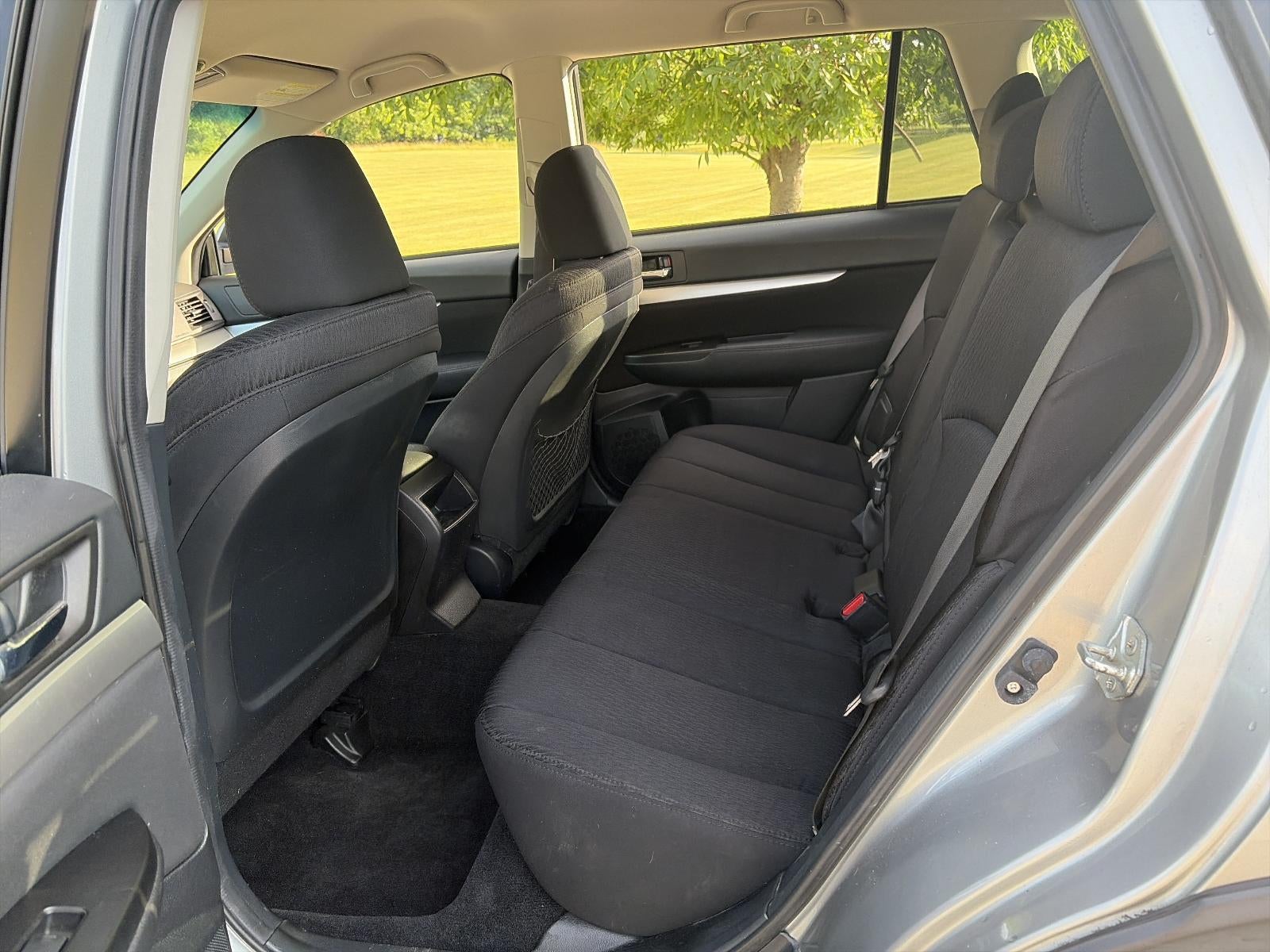 2011 Subaru Outback 2.5i Premium Manual w/All-Weather Pkg and harman/kardon Audio Pkg