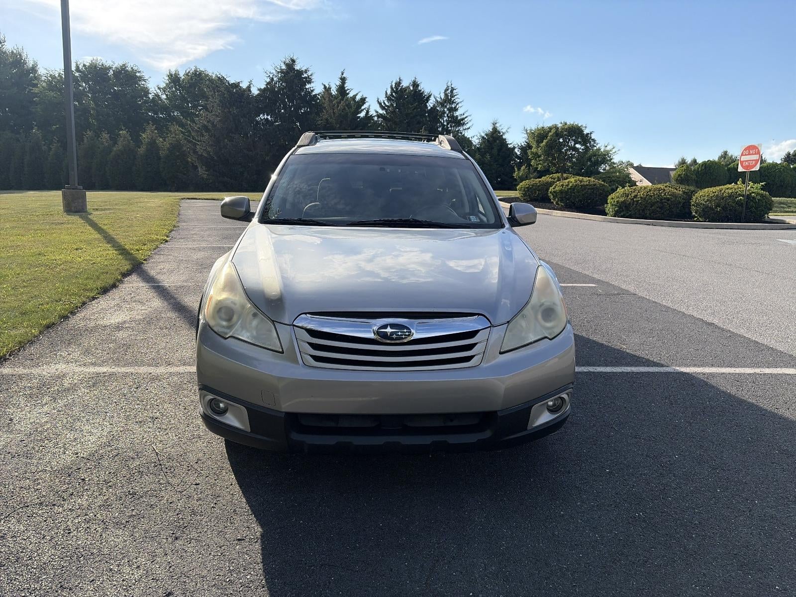 2011 Subaru Outback 2.5i Premium Manual w/All-Weather Pkg and harman/kardon Audio Pkg