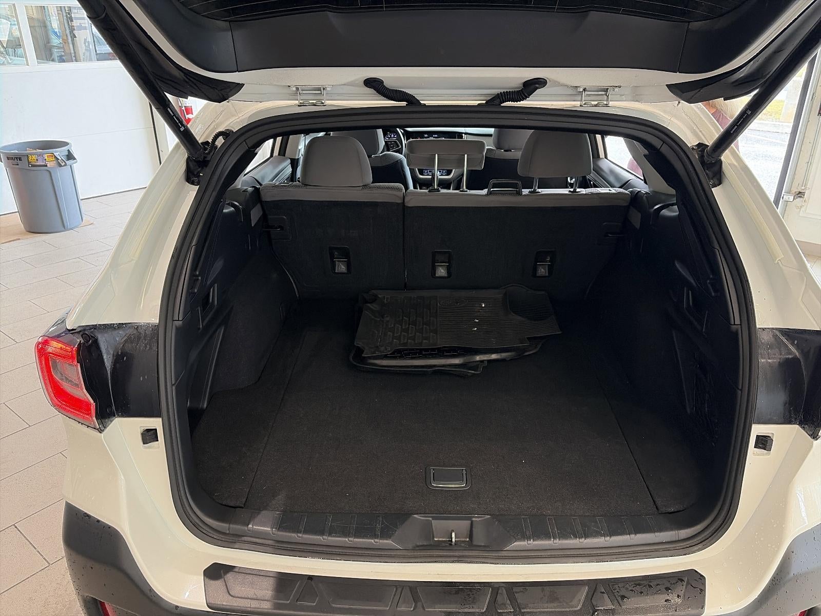 2022 Subaru Outback Premium CVT