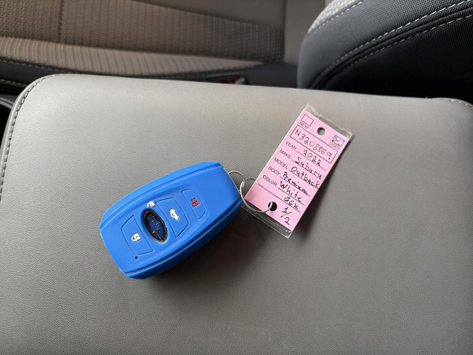 2022 Subaru Outback Premium CVT