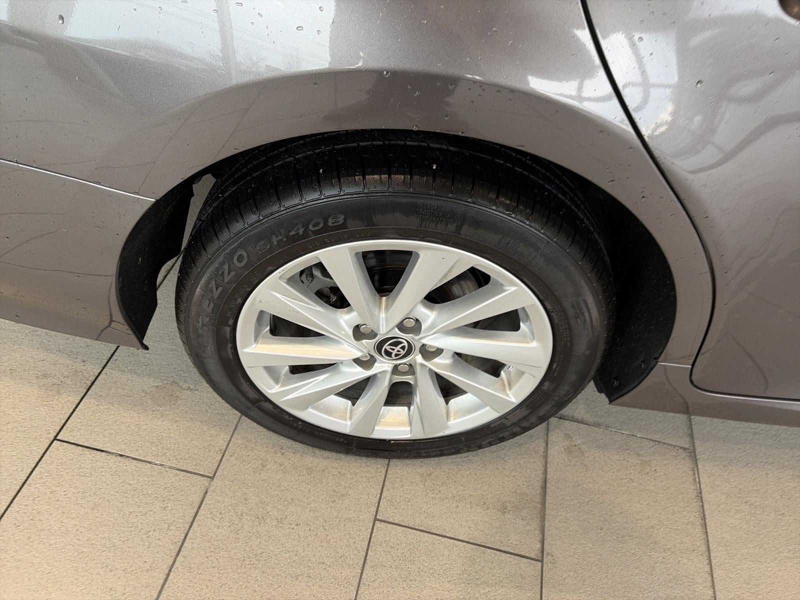 2023 Toyota Camry LE Auto (SE)