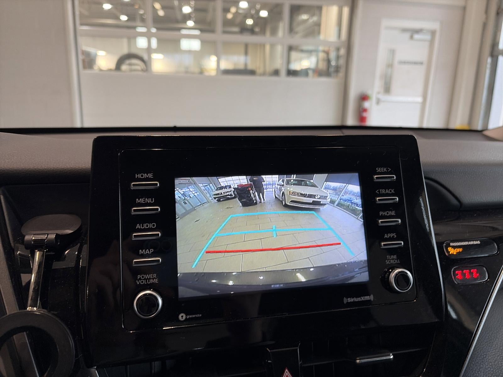 2023 Toyota Camry LE Auto (SE)