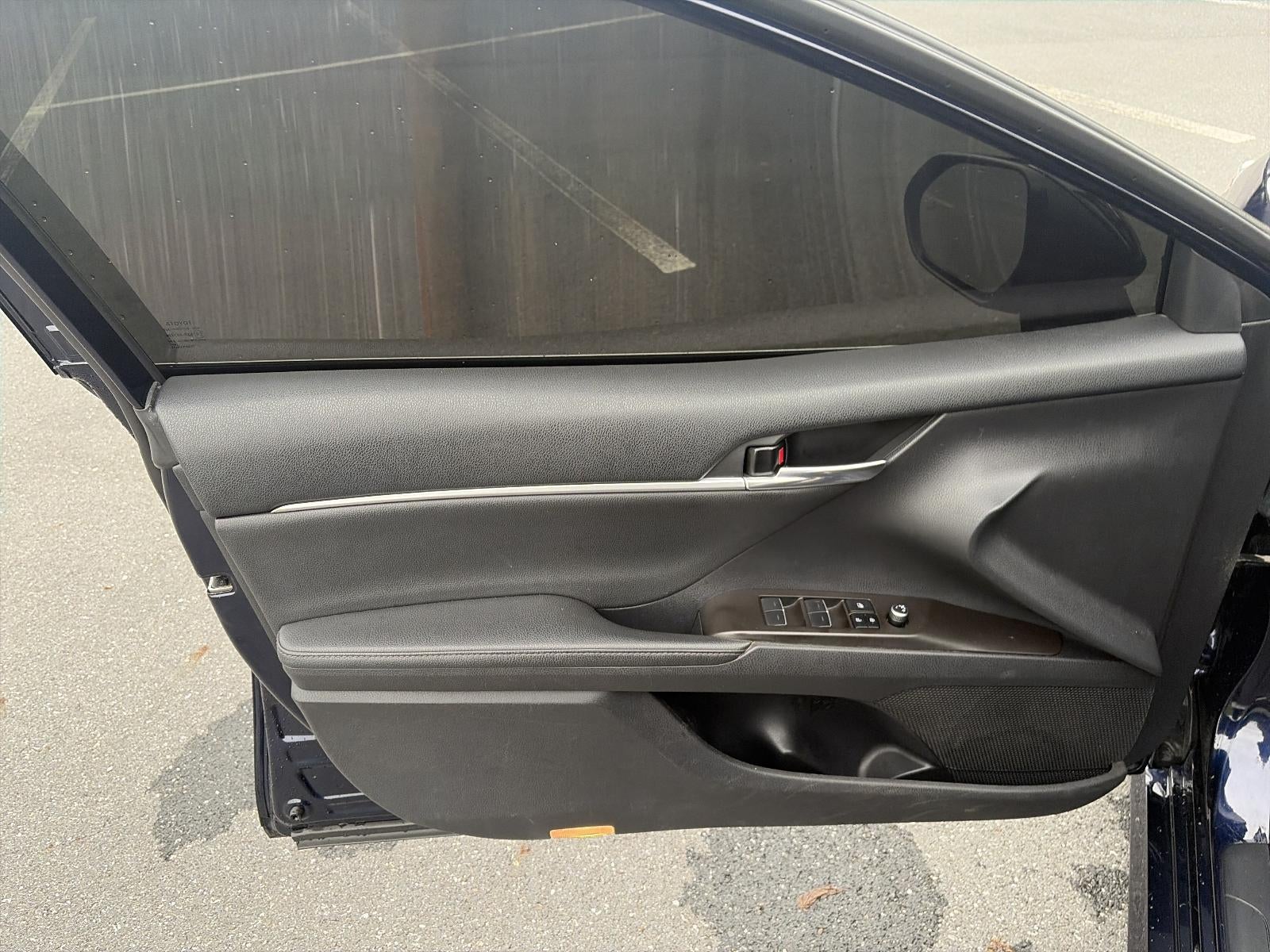 2022 Toyota Camry XLE Auto (SE)