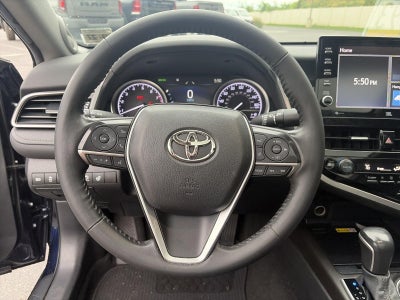 2022 Toyota Camry XLE Auto (SE)