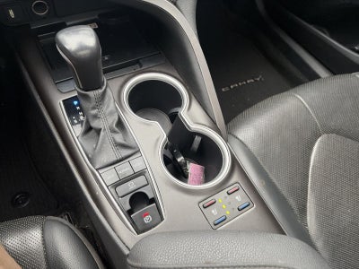 2022 Toyota Camry XLE Auto (SE)