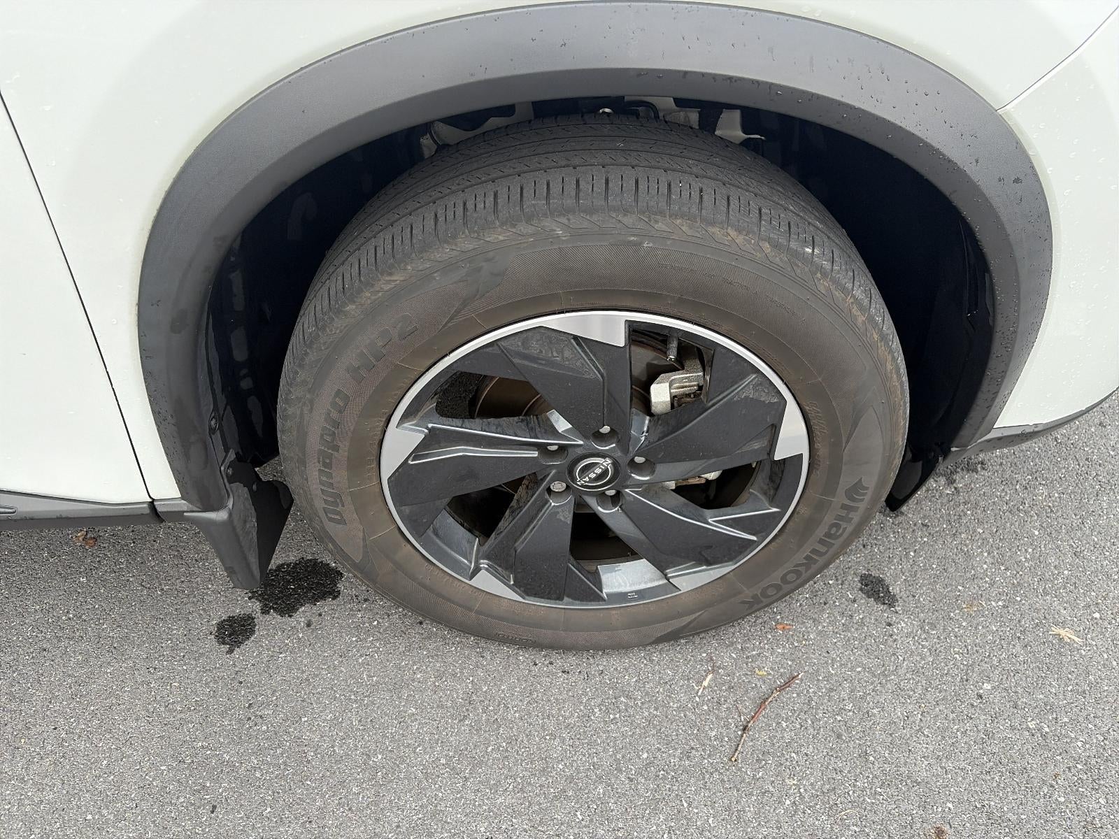 2024 Nissan Rogue AWD SV