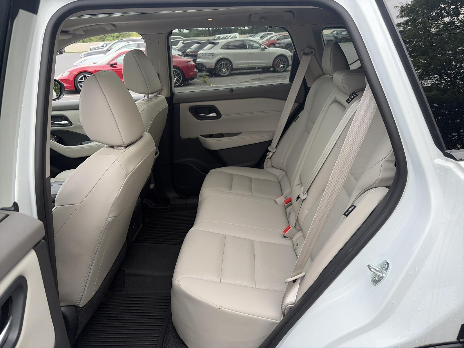 2024 Nissan Rogue AWD SV